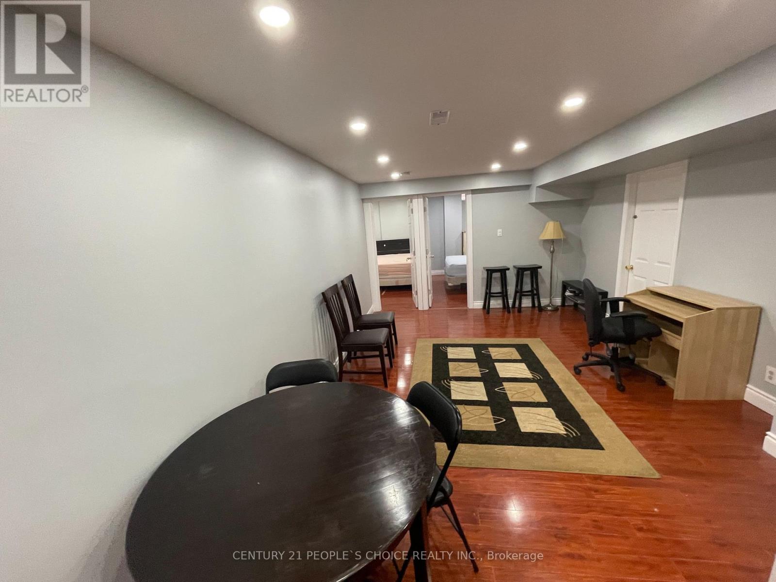 Lower Level - 340 Bristol Road, Mississauga, Ontario  L5R 2J7 - Photo 11 - W12444525
