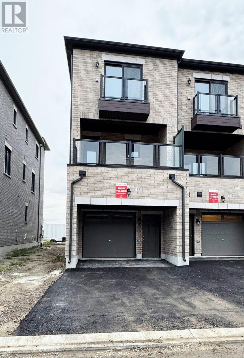 383 Inspire Boulevard, Brampton (Sandringham-Wellington North), Ontario  L6R 4E4 - Photo 1 - W12444526