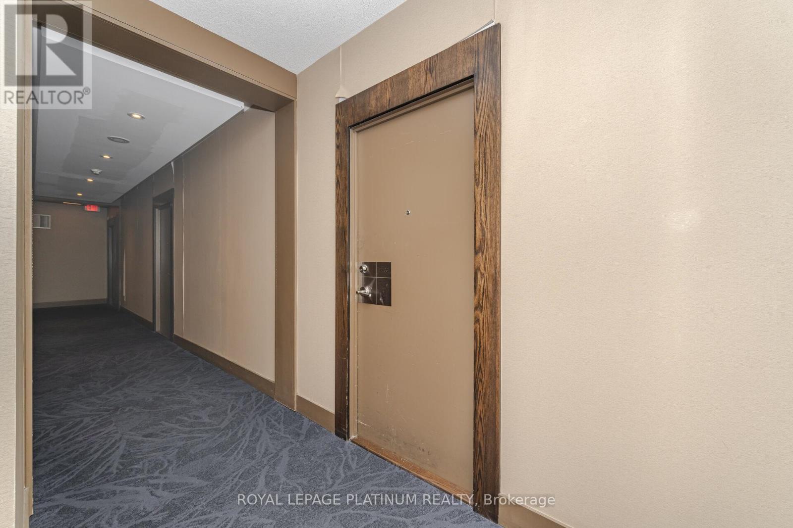 2406 - 4065 Brickstone Mews, Mississauga, Ontario  L5B 0G3 - Photo 3 - W12444531