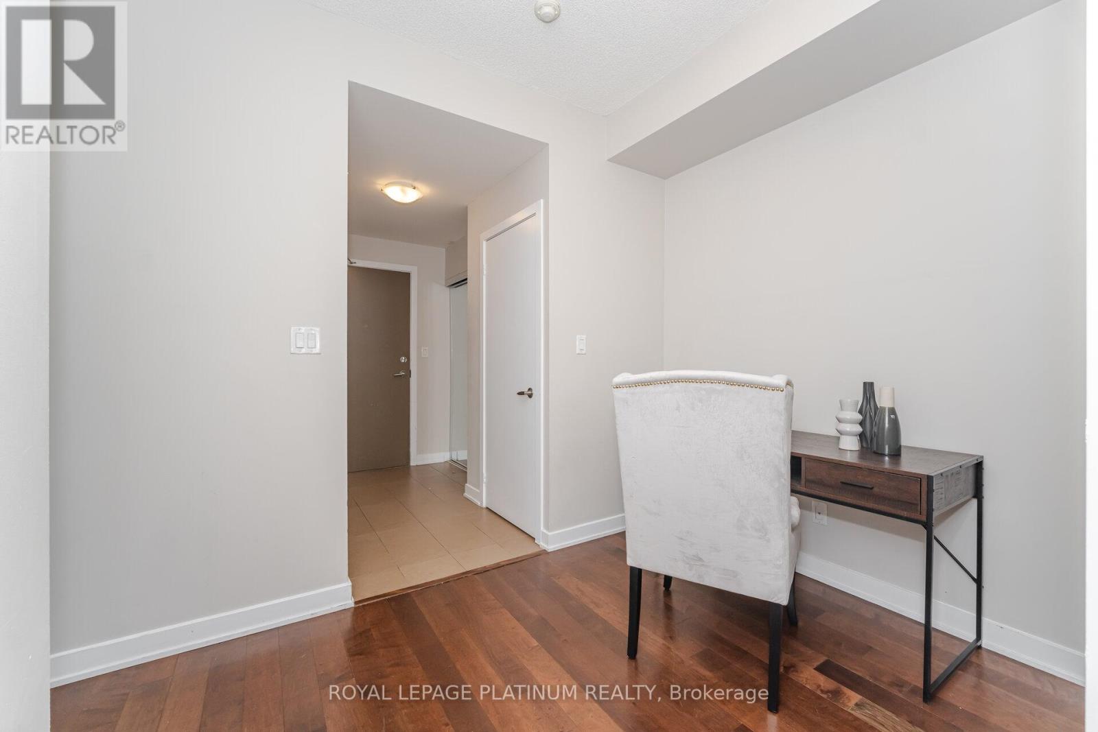 2406 - 4065 Brickstone Mews, Mississauga, Ontario  L5B 0G3 - Photo 6 - W12444531