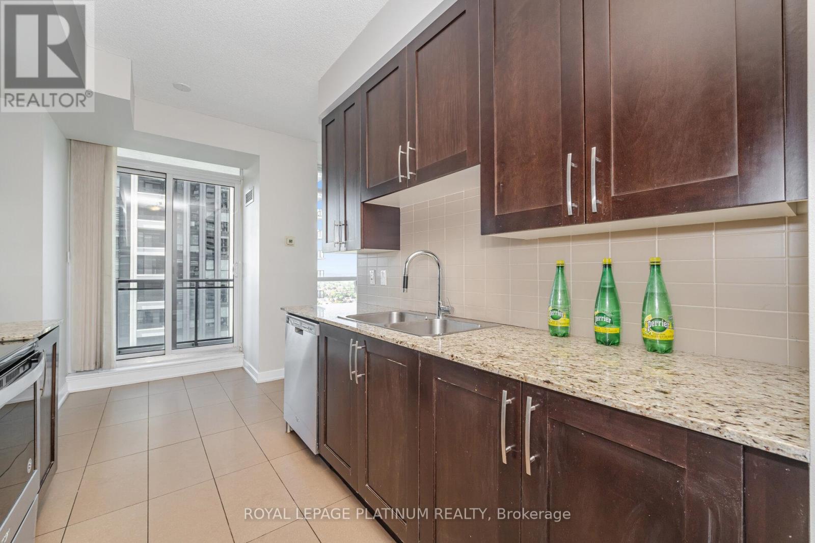 2406 - 4065 Brickstone Mews, Mississauga, Ontario  L5B 0G3 - Photo 7 - W12444531