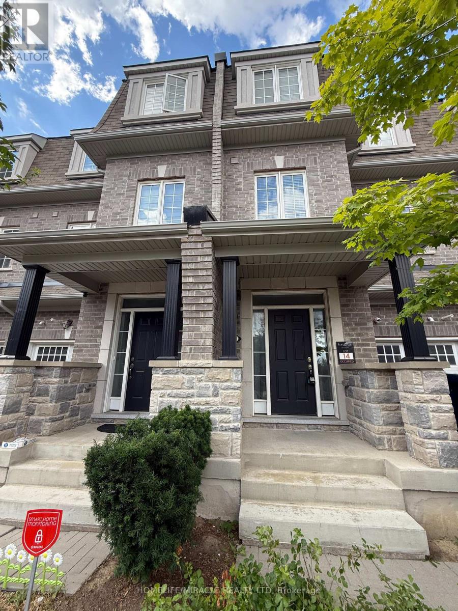 8 Pomarine Way, Brampton (Credit Valley), Ontario  L6X 0E4 - Photo 1 - W12444538