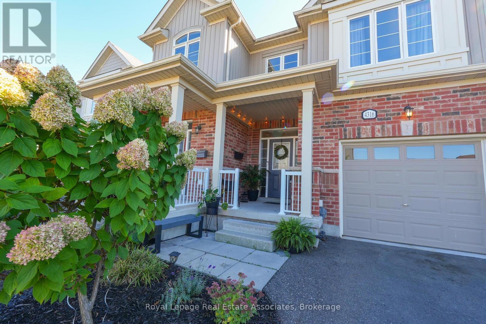 4316 Shuttleworth Drive, Niagara Falls (Lyons Creek), Ontario  L2G 0X5 - Photo 2 - X12444569