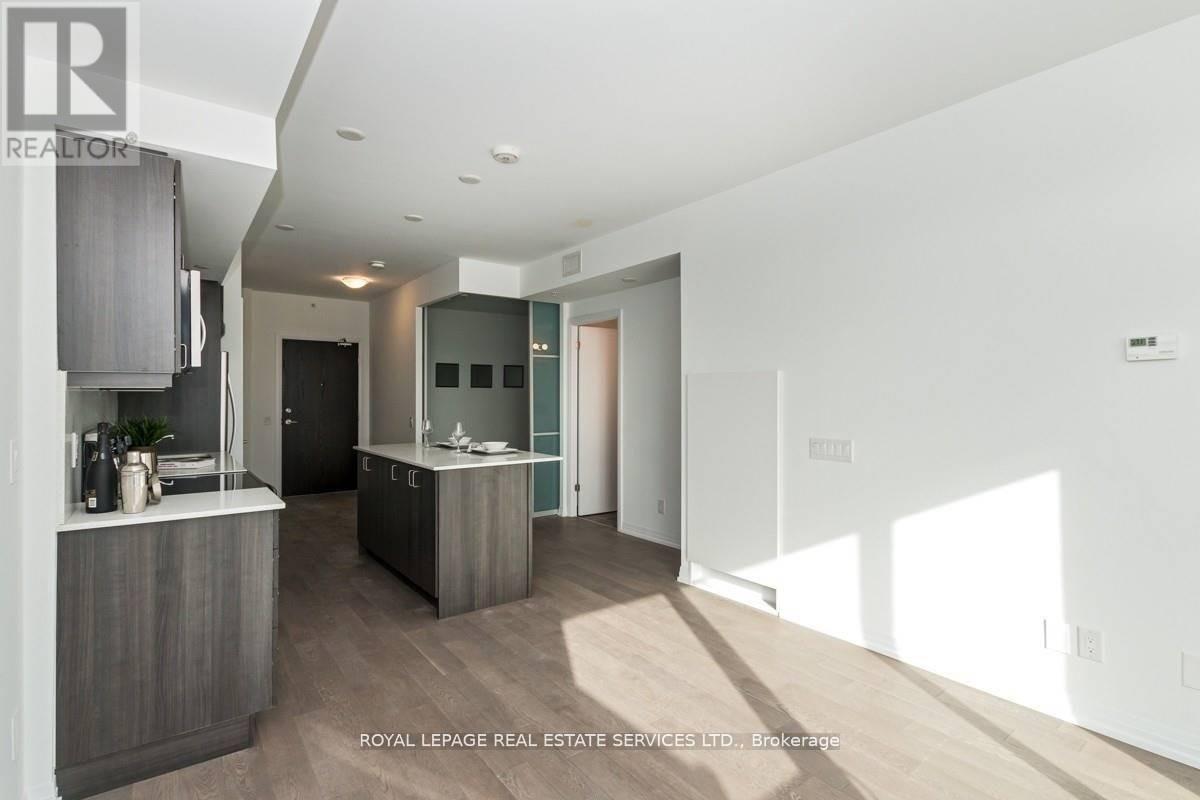 505 - 7711 Green Avenue, Niagara Falls, Ontario  L2H 1R1 - Photo 10 - X12444575