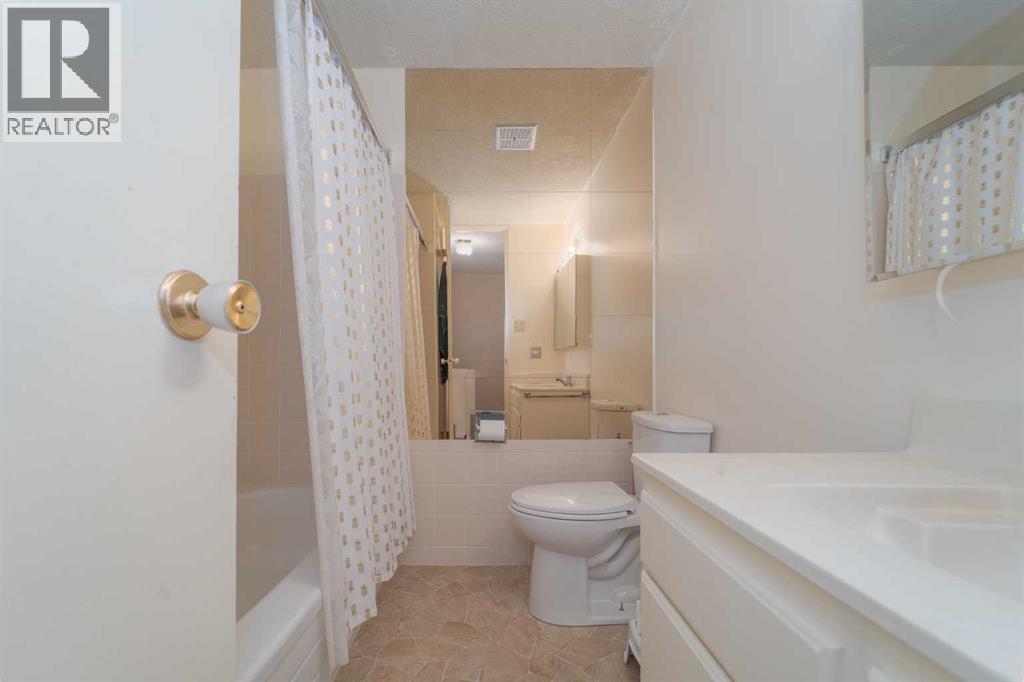 3, 2302 23 Street N, Lethbridge, Alberta  T1H 4R7 - Photo 25 - A2259068