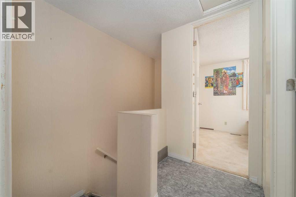 3, 2302 23 Street N, Lethbridge, Alberta  T1H 4R7 - Photo 21 - A2259068