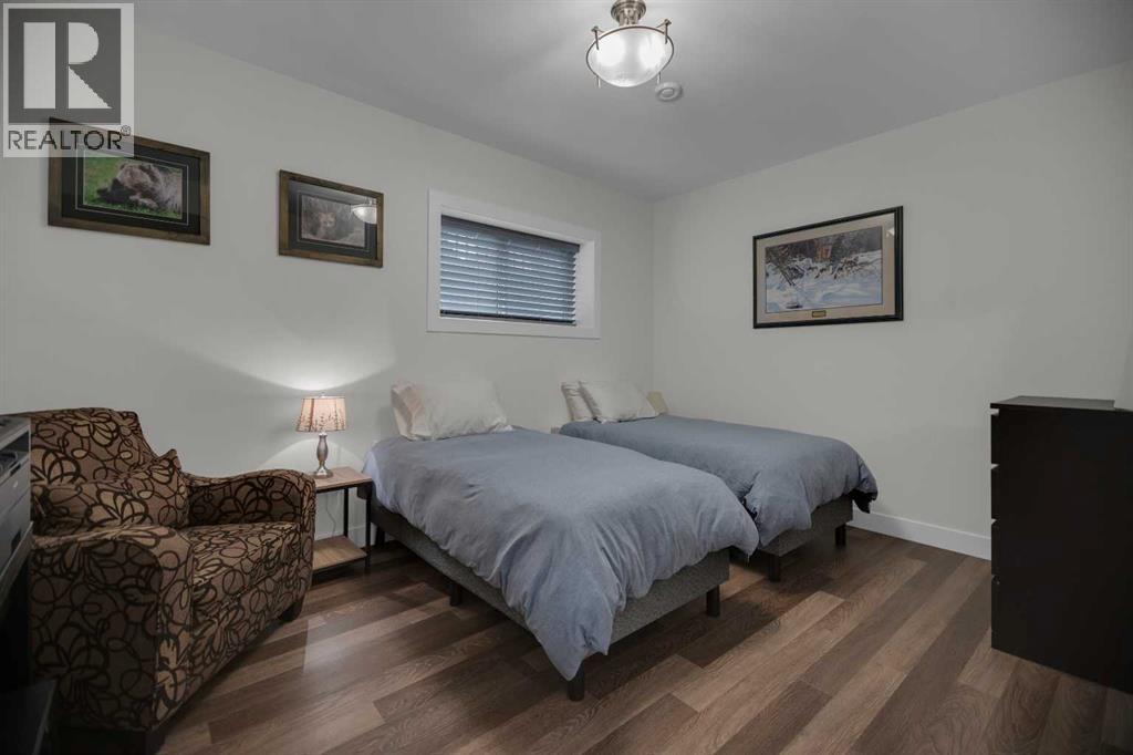 220 Parkwood Place Se, Calgary, Alberta  T2J 3X2 - Photo 33 - A2260780