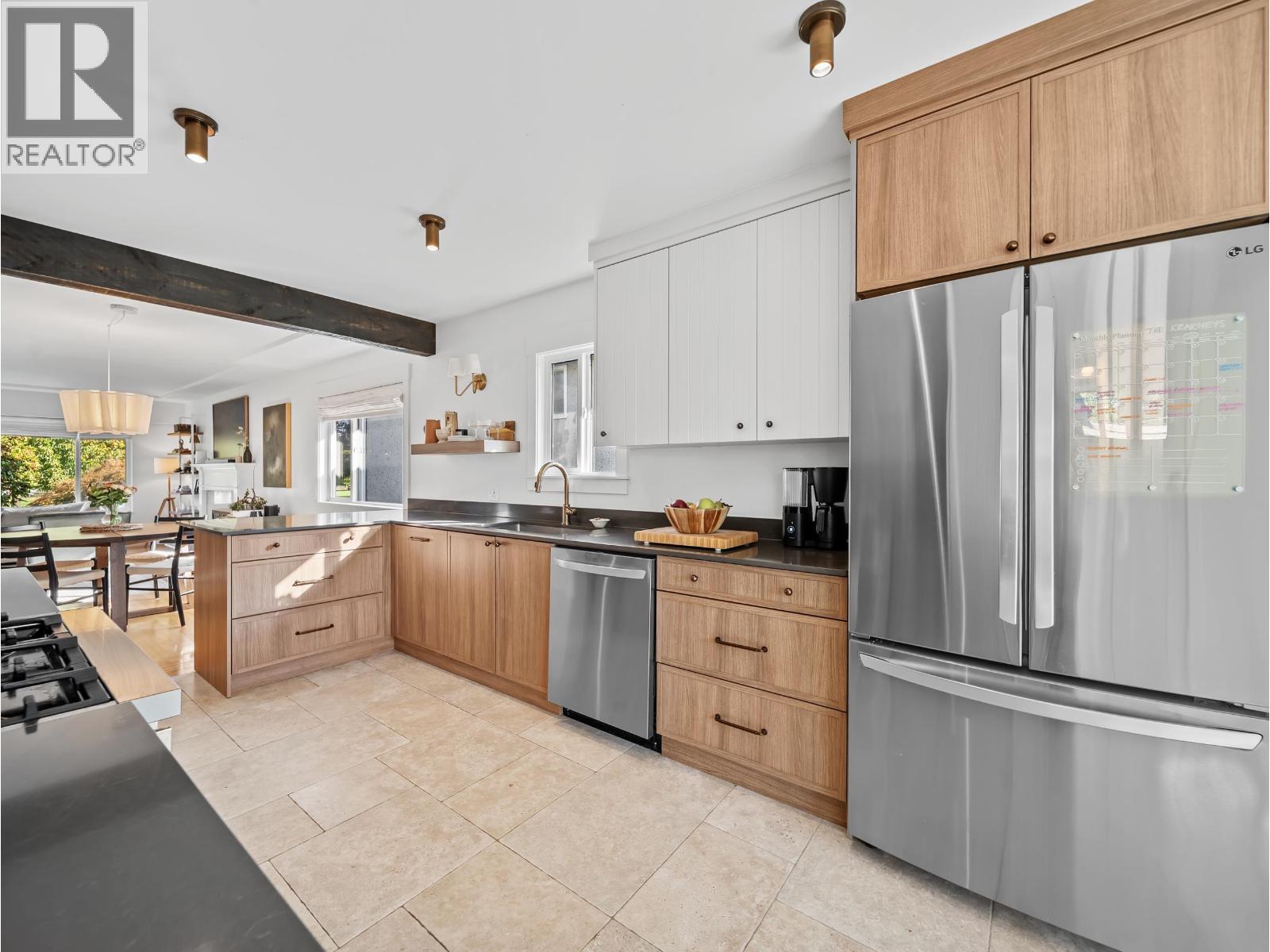 2624 E 1st Avenue, Vancouver, British Columbia  V5M 1A5 - Photo 8 - R3054555