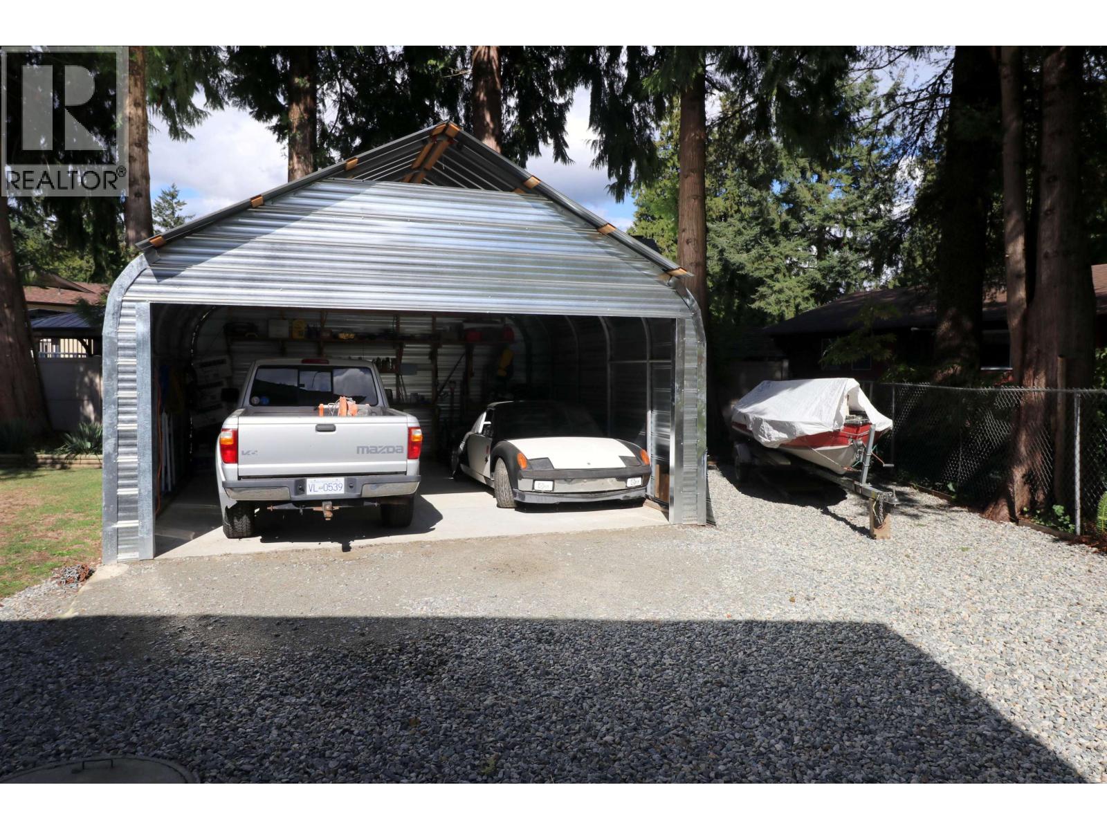 2705 Davies Avenue, Port Coquitlam, British Columbia  V3C 2K1 - Photo 10 - R3055177
