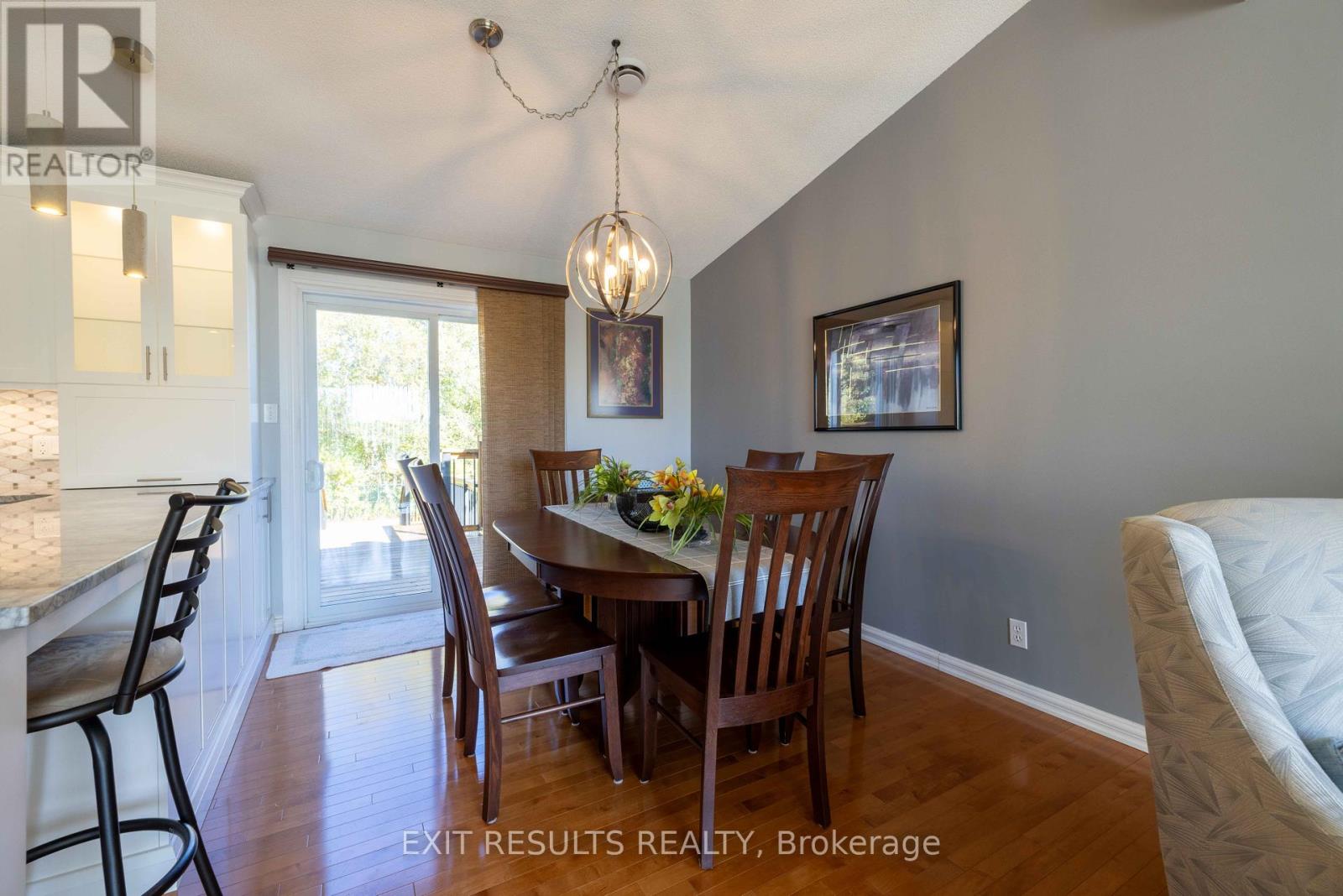 565 Bolt Road, Alfred And Plantagenet, Ontario  K0B 1A0 - Photo 14 - X12444580