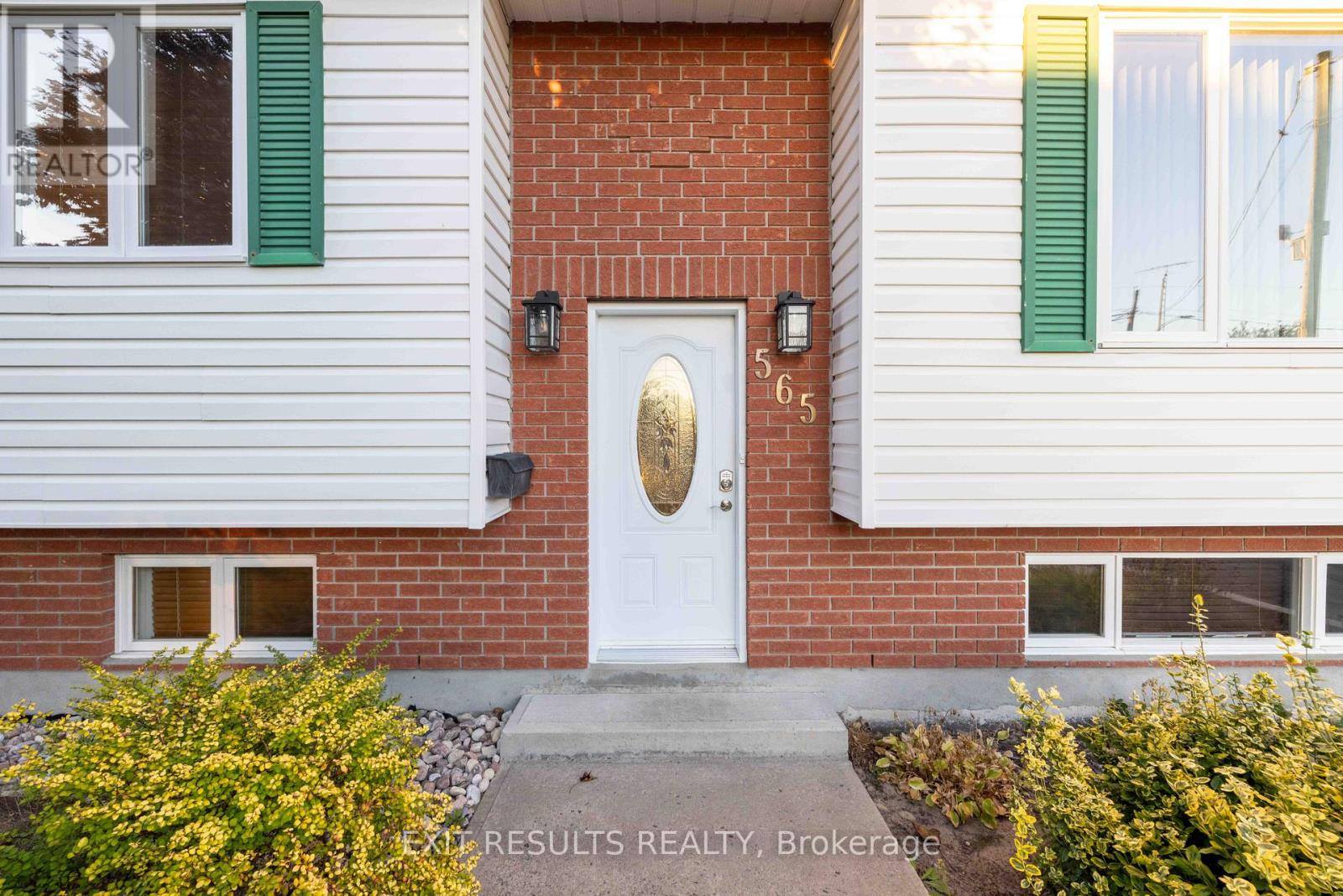 565 Bolt Road, Alfred And Plantagenet, Ontario  K0B 1A0 - Photo 6 - X12444580