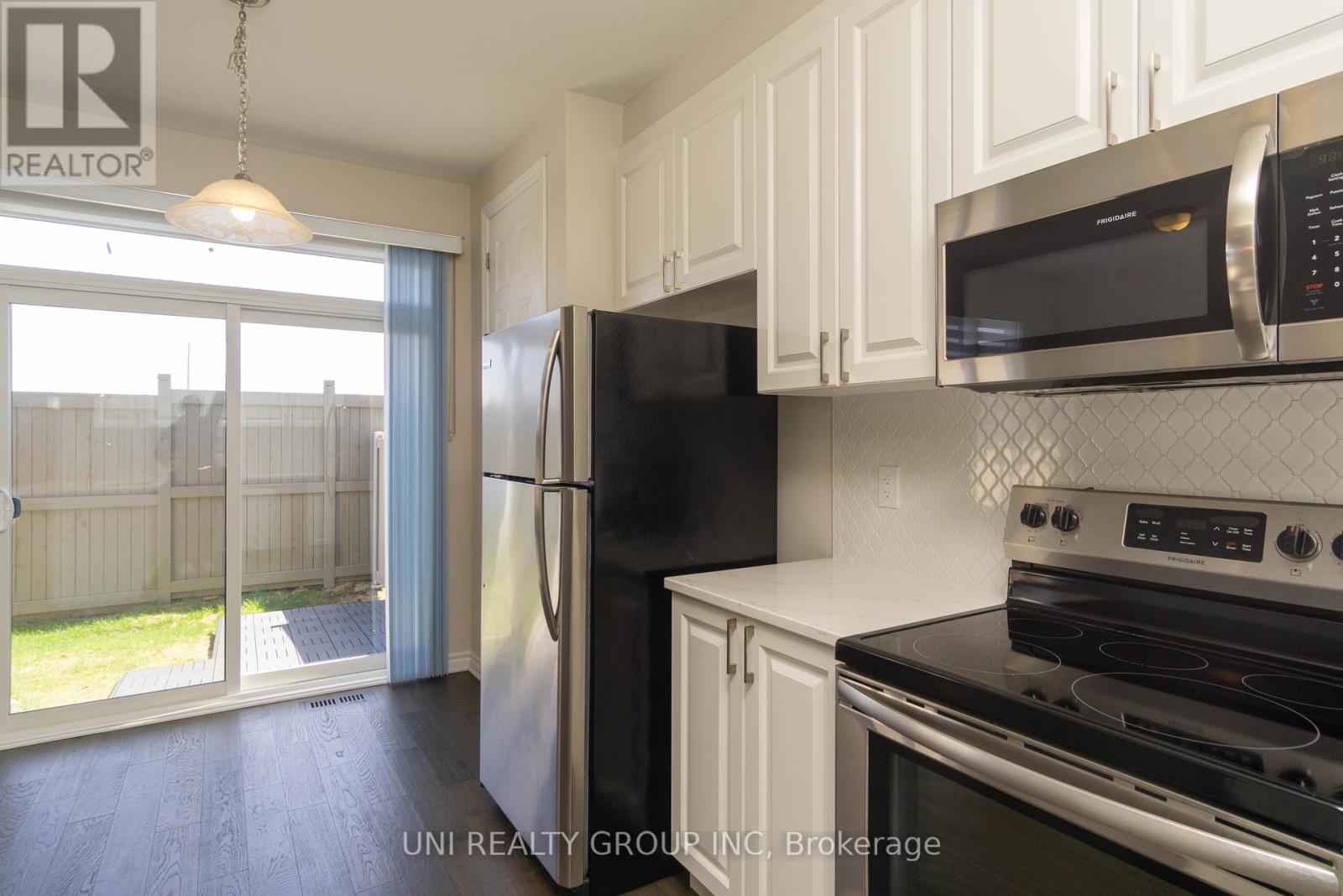 335 Aphelion Crescent, Ottawa, Ontario  K2J 6N4 - Photo 13 - X12444593