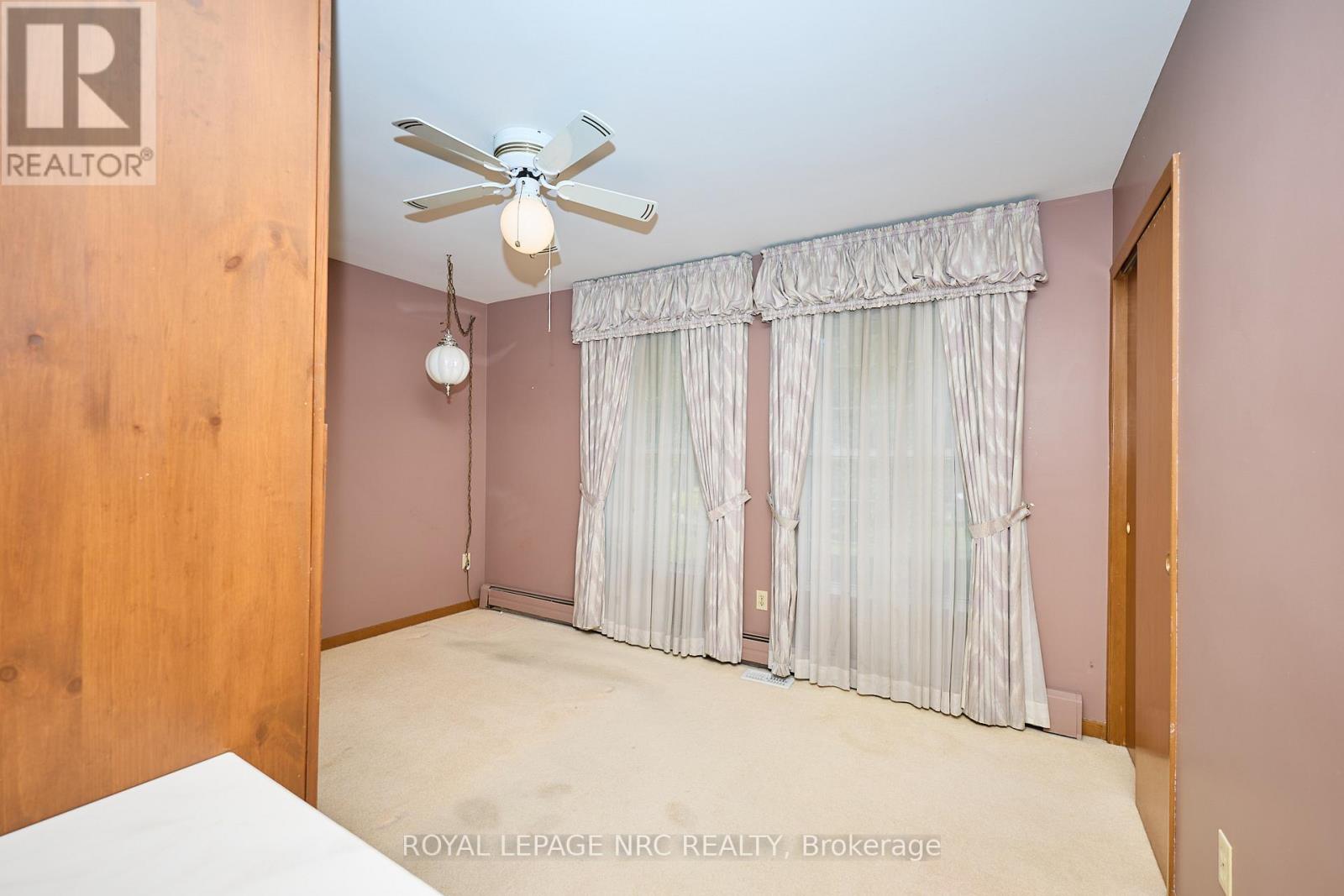 125 Daleview Drive, Pelham (Fonthill), Ontario  L0S 1E0 - Photo 38 - X12444584