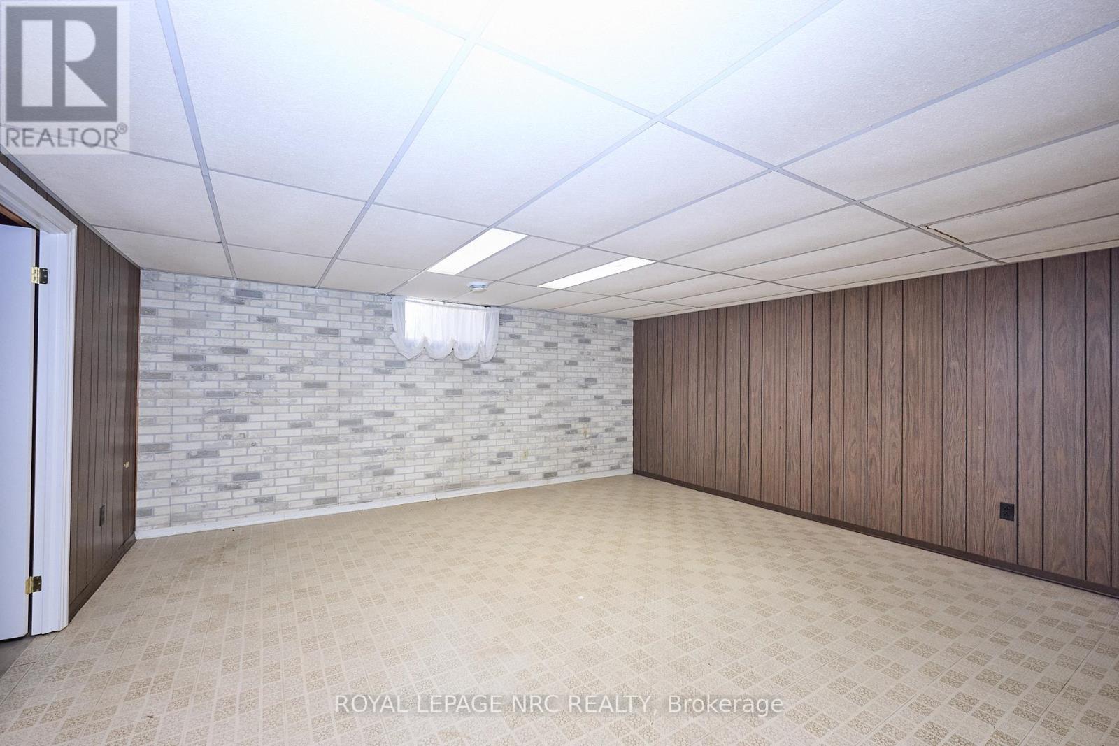 125 Daleview Drive, Pelham (Fonthill), Ontario  L0S 1E0 - Photo 42 - X12444584