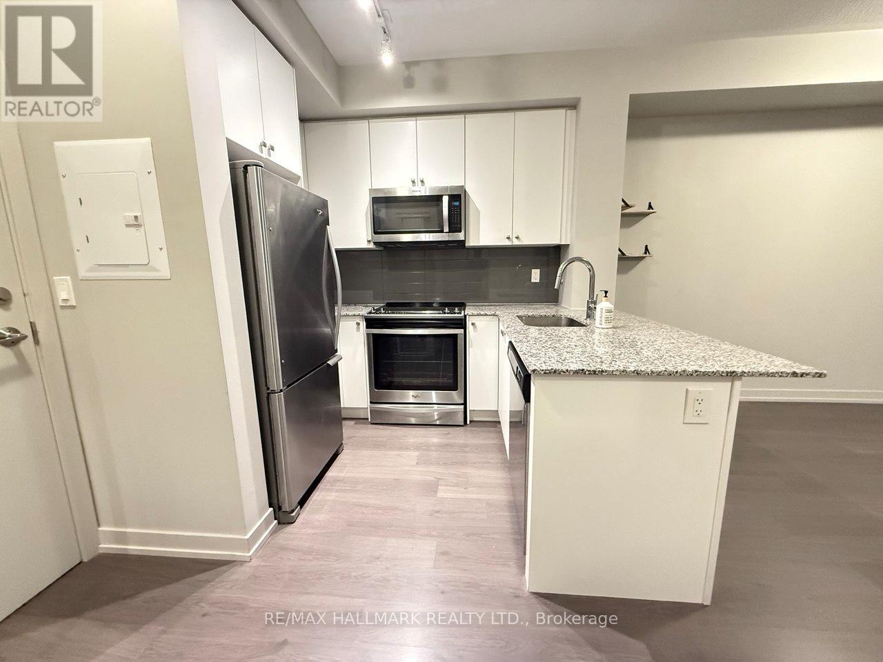 555 William Graham Drive, Aurora, Ontario  L4G 7C4 - Photo 11 - N12442443
