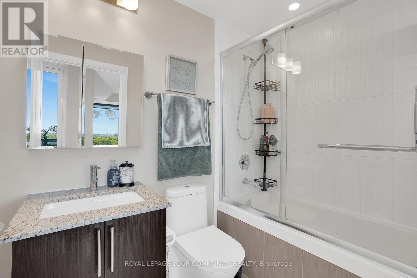 1108 - 9600 Yonge Street, Richmond Hill, Ontario  L4C 1V6 - Photo 12 - N12443786