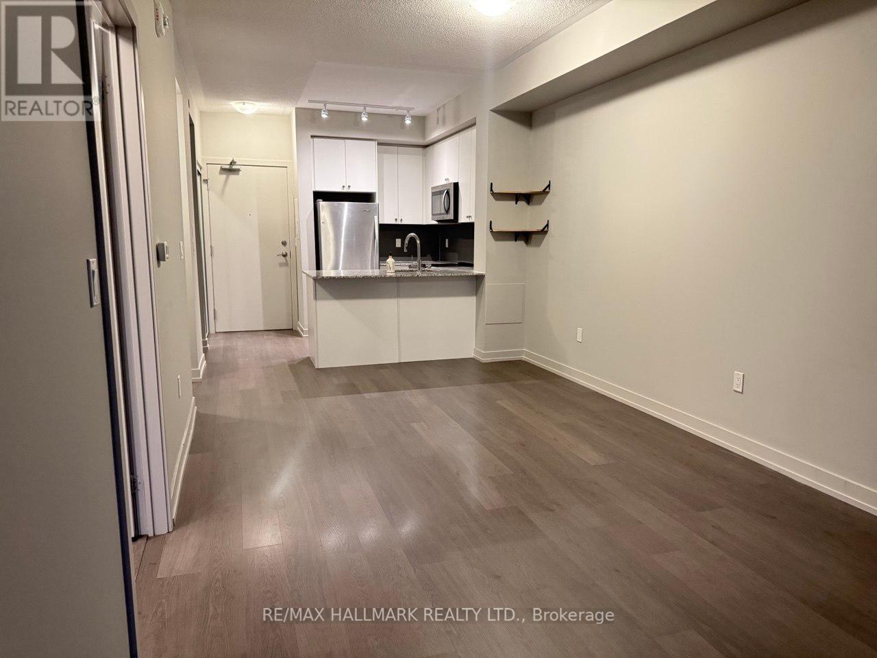 555 William Graham Drive, Aurora, Ontario  L4G 7C4 - Photo 10 - N12442443