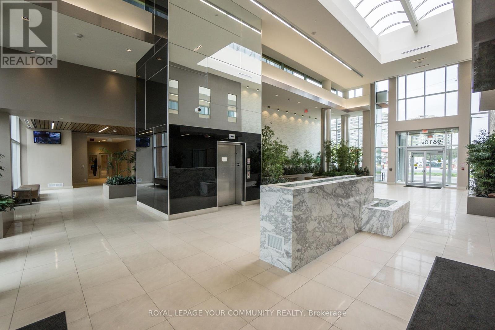 1108 - 9600 Yonge Street, Richmond Hill, Ontario  L4C 1V6 - Photo 22 - N12443786