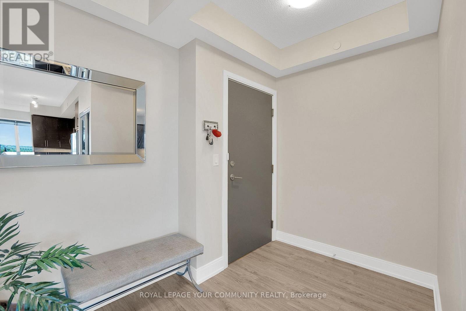 1108 - 9600 Yonge Street, Richmond Hill, Ontario  L4C 1V6 - Photo 4 - N12443786
