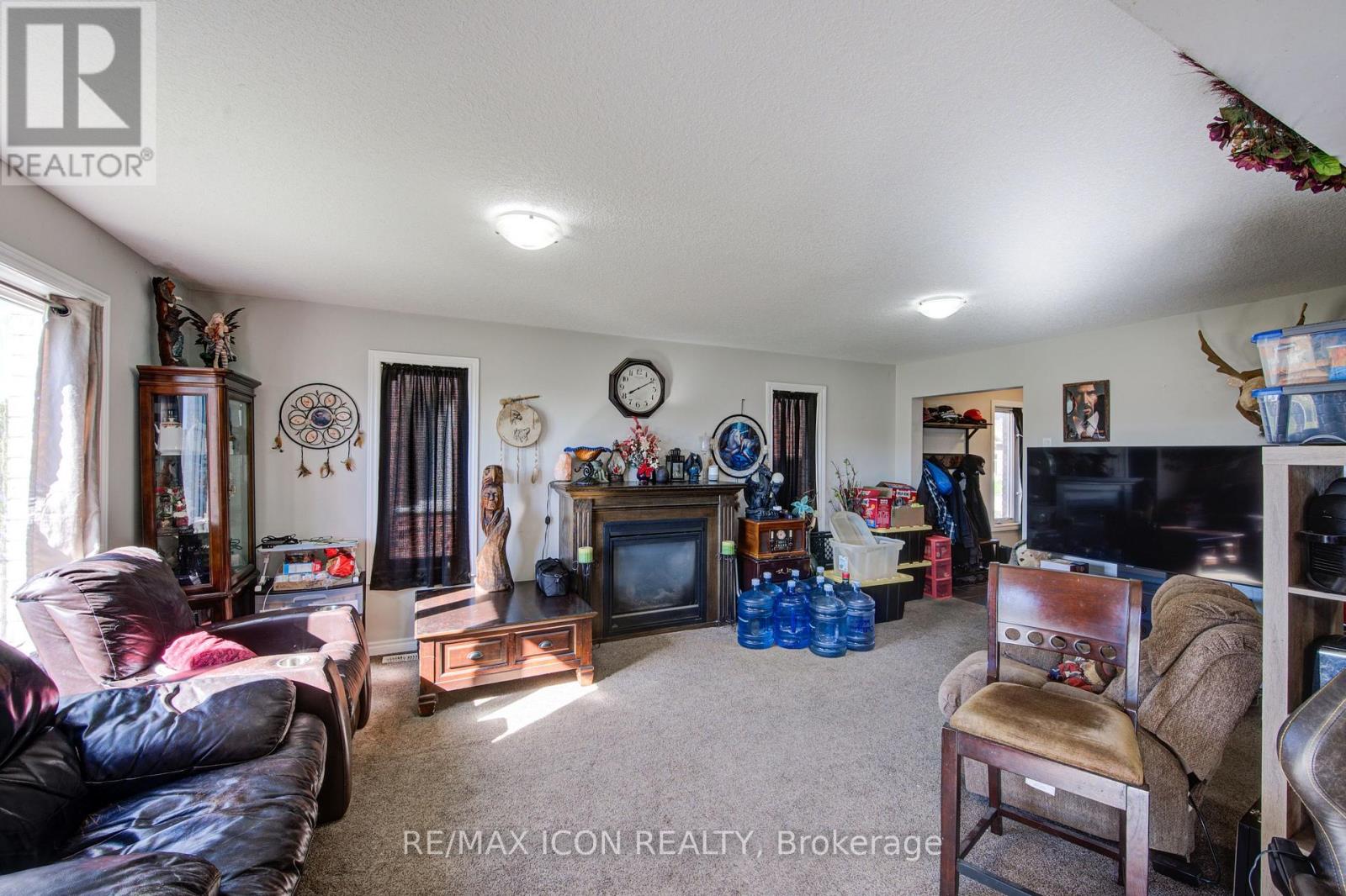 1360 Caen Avenue, Woodstock, Ontario  N4T 0G3 - Photo 5 - X12441793