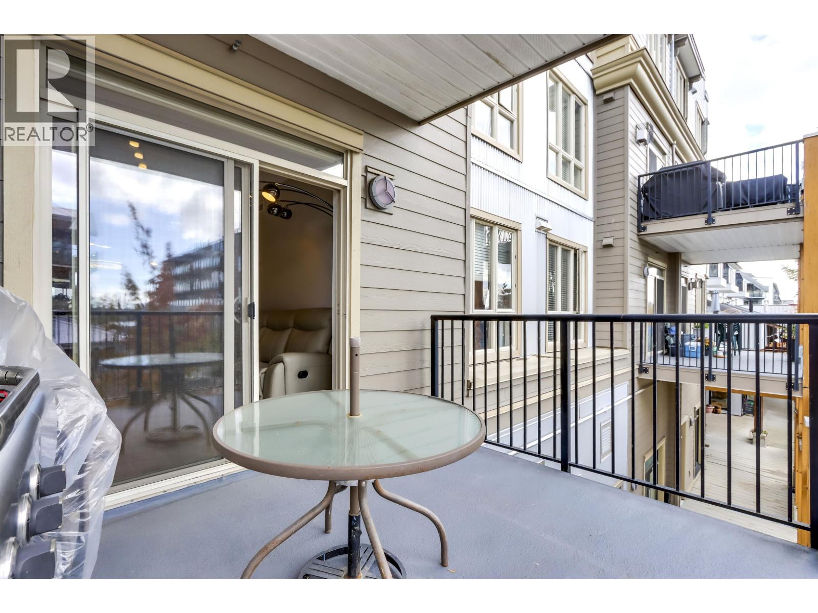 204 6077 London Road, Richmond, British Columbia  V6E 0A7 - Photo 10 - R3055275