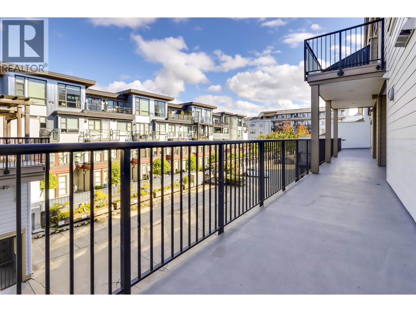 204 6077 London Road, Richmond, British Columbia  V6E 0A7 - Photo 23 - R3055275
