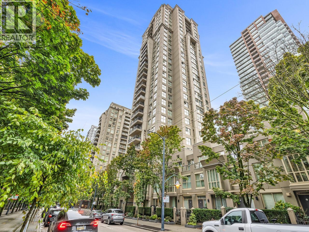 2104 969 Richards Street, Vancouver, British Columbia  V6B 1A8 - Photo 1 - R3055322