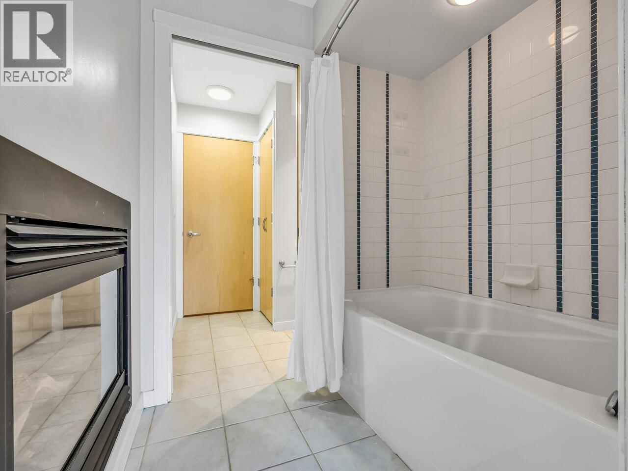 2104 969 Richards Street, Vancouver, British Columbia  V6B 1A8 - Photo 17 - R3055322