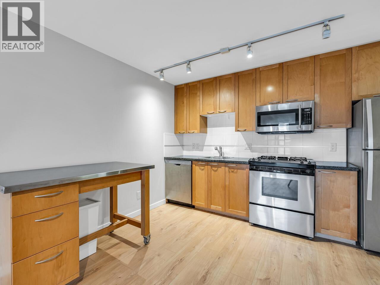 2104 969 Richards Street, Vancouver, British Columbia  V6B 1A8 - Photo 4 - R3055322