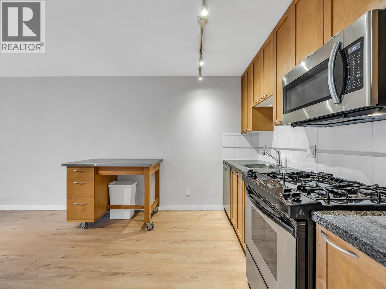 2104 969 Richards Street, Vancouver, British Columbia  V6B 1A8 - Photo 5 - R3055322