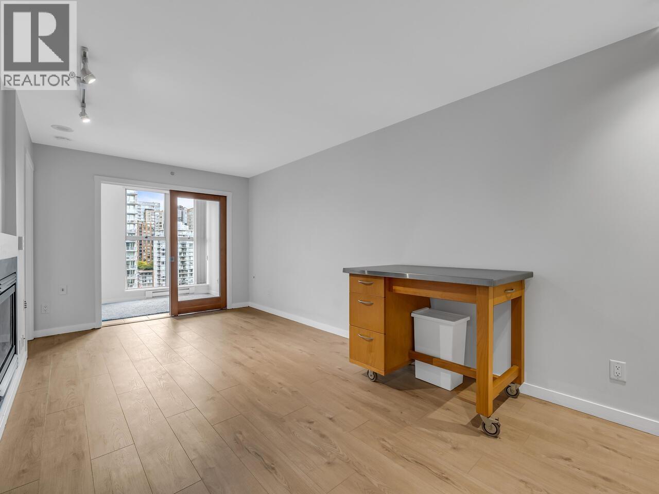 2104 969 Richards Street, Vancouver, British Columbia  V6B 1A8 - Photo 7 - R3055322