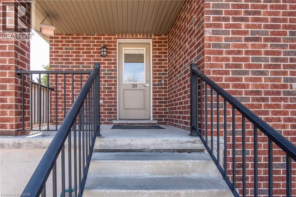 38 Foundry Street, Baden, Ontario  N3A 2P6 - Photo 3 - 40776131
