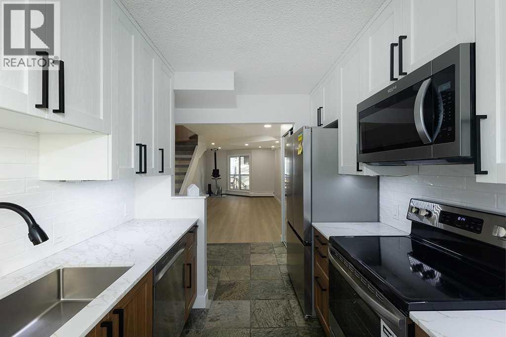 18, 2400 15 Street Sw, Calgary, Alberta  T2T 5S3 - Photo 1 - A2245144