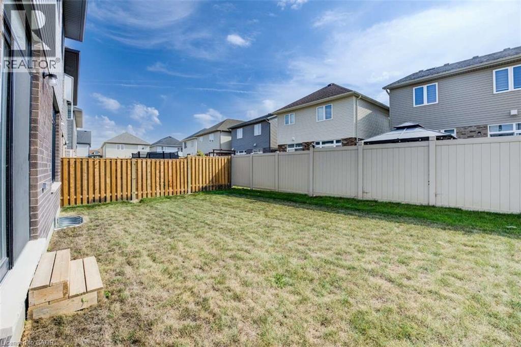 83 Crosswinds Drive, Kitchener, Ontario  N2A 0J9 - Photo 37 - 40776395