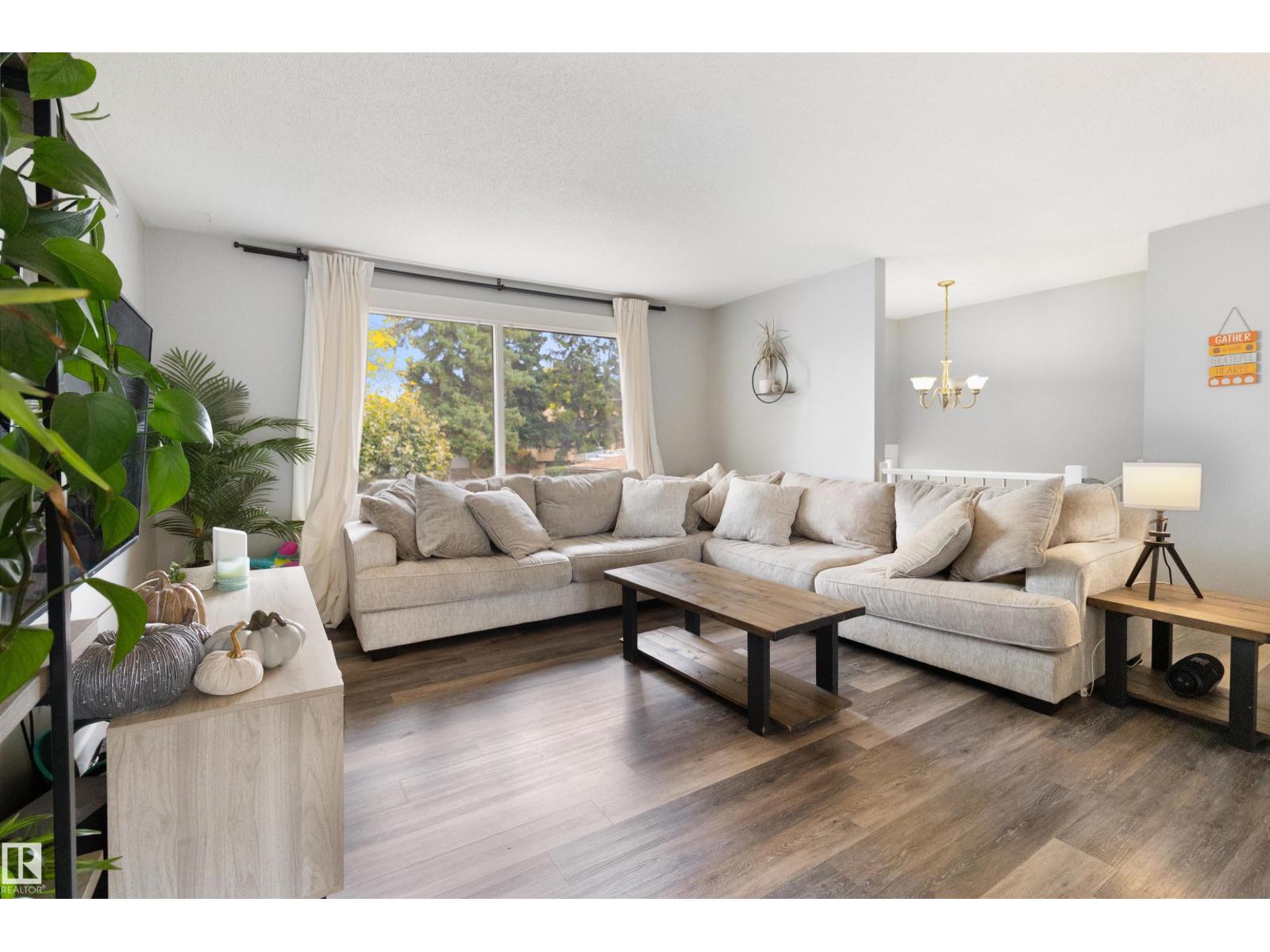 64 Greenwood Wy, Sherwood Park, Alberta  T8A 0J5 - Photo 4 - E4460796