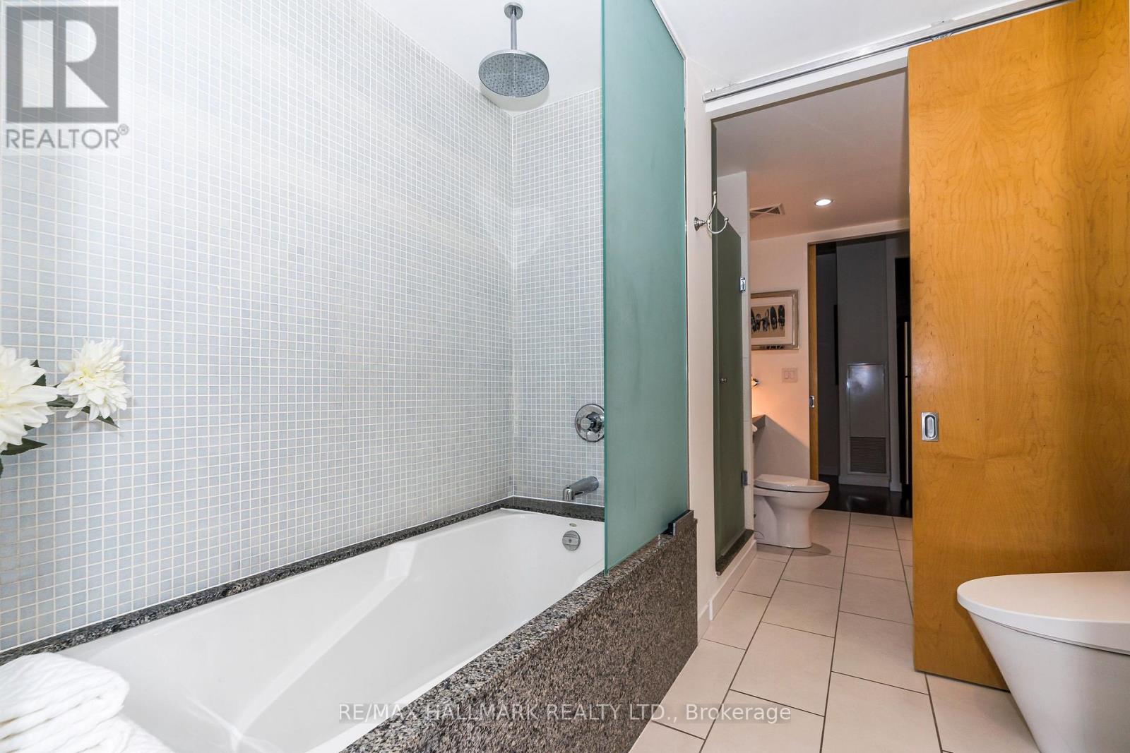 308 - 1 Shaw Street, Toronto (Niagara), Ontario  M6K 0A1 - Photo 25 - C12444585