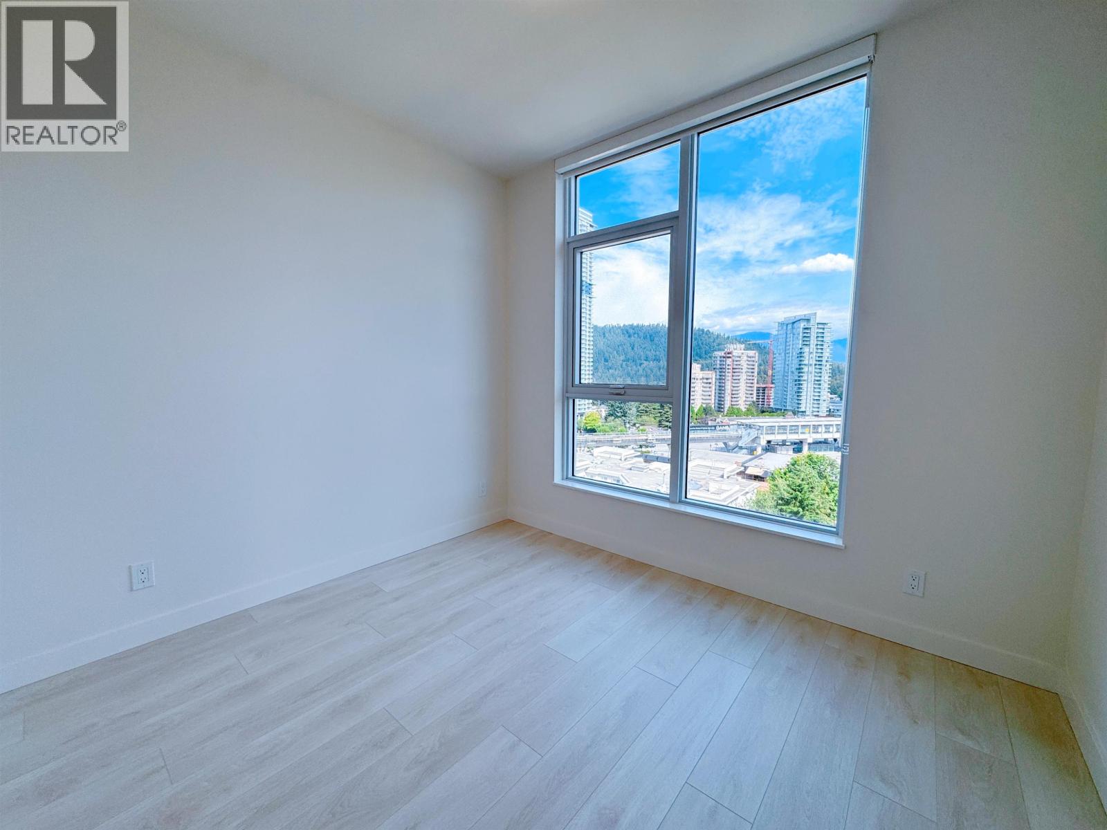 1209 537 Cottonwood Avenue, Coquitlam, British Columbia  V3J 0S4 - Photo 5 - R3054400