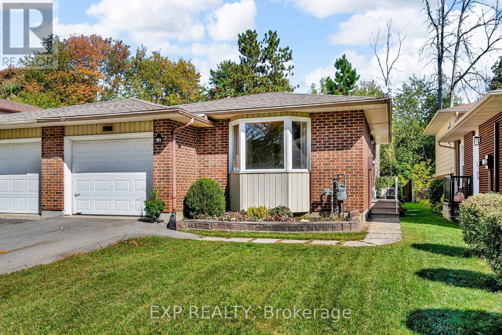 660 CHAMPLAIN DRIVE, Cornwall, Ontario