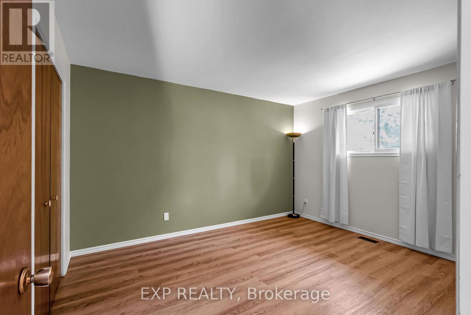 660 Champlain Drive, Cornwall, Ontario  K6H 6G6 - Photo 12 - X12444602