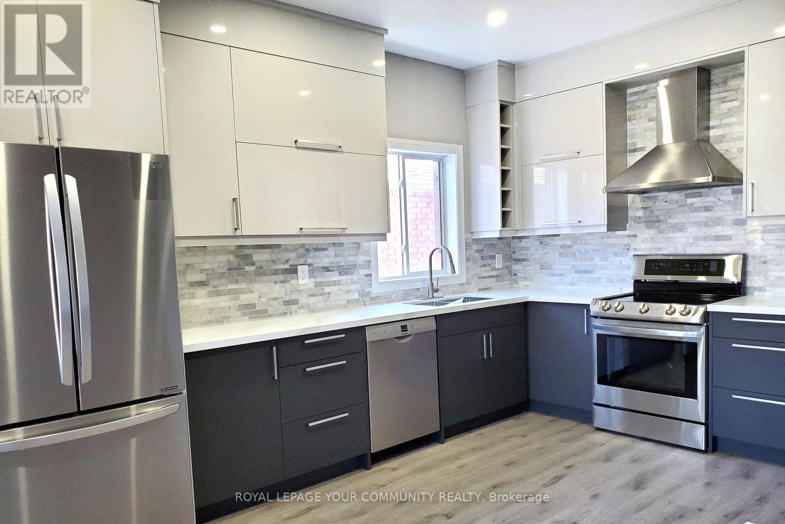 Upper - 48 Belwood Boulevard, Vaughan, Ontario  L4K 5H4 - Photo 4 - N12444583