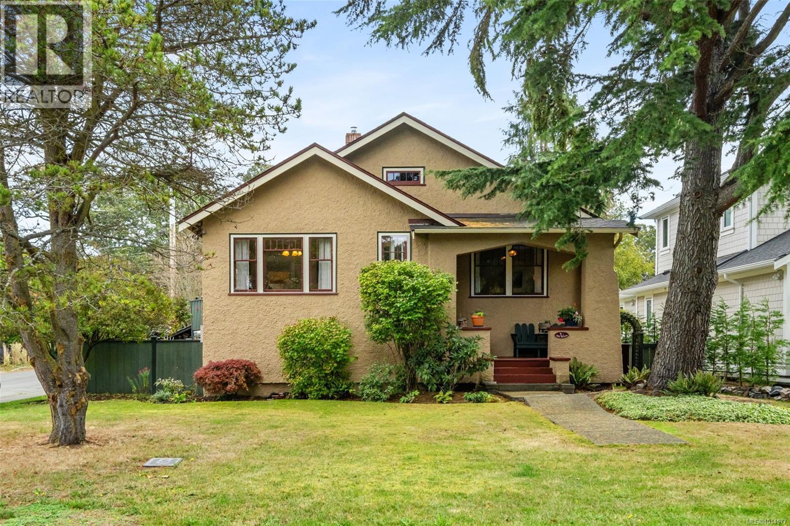 985 Island Rd, Oak Bay, British Columbia