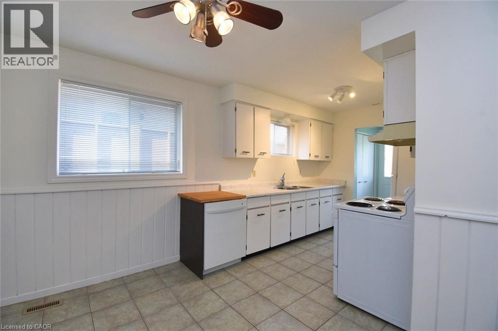 1327 Janina Boulevard, Burlington, Ontario  L7P 1K5 - Photo 15 - 40772983