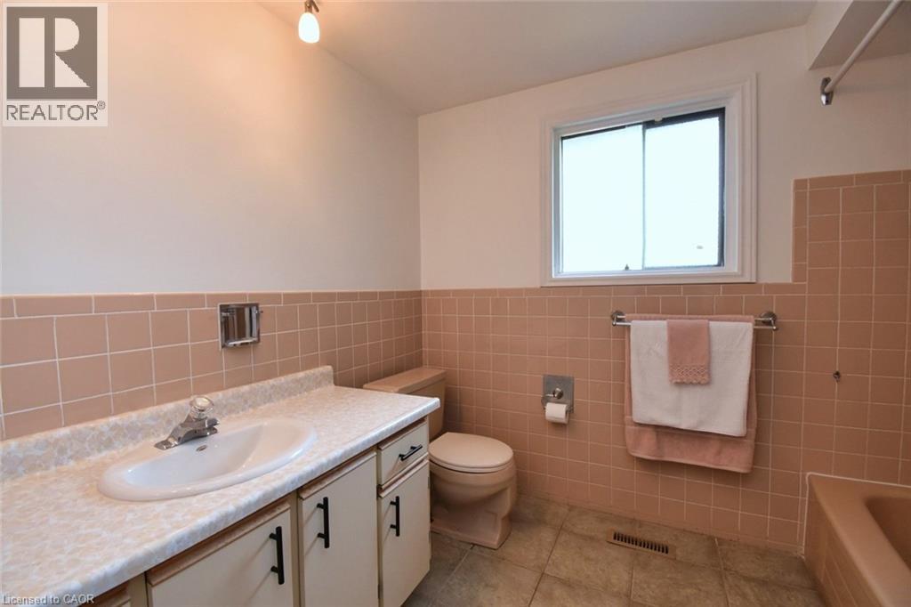 1327 Janina Boulevard, Burlington, Ontario  L7P 1K5 - Photo 26 - 40772983