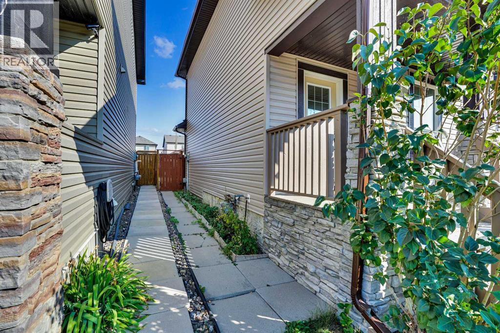 34 Skyview Springs Rise Ne, Calgary, Alberta  t3n 0b2 - Photo 32 - A2255955