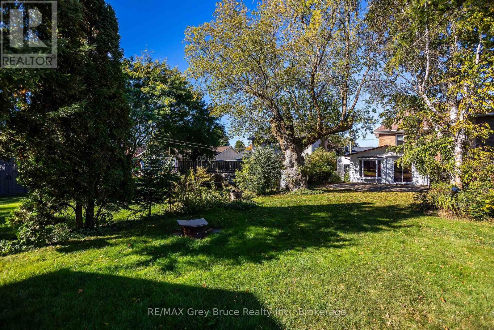 1881 6th Avenue E, Owen Sound, Ontario  N4K 2W1 - Photo 25 - X12444618