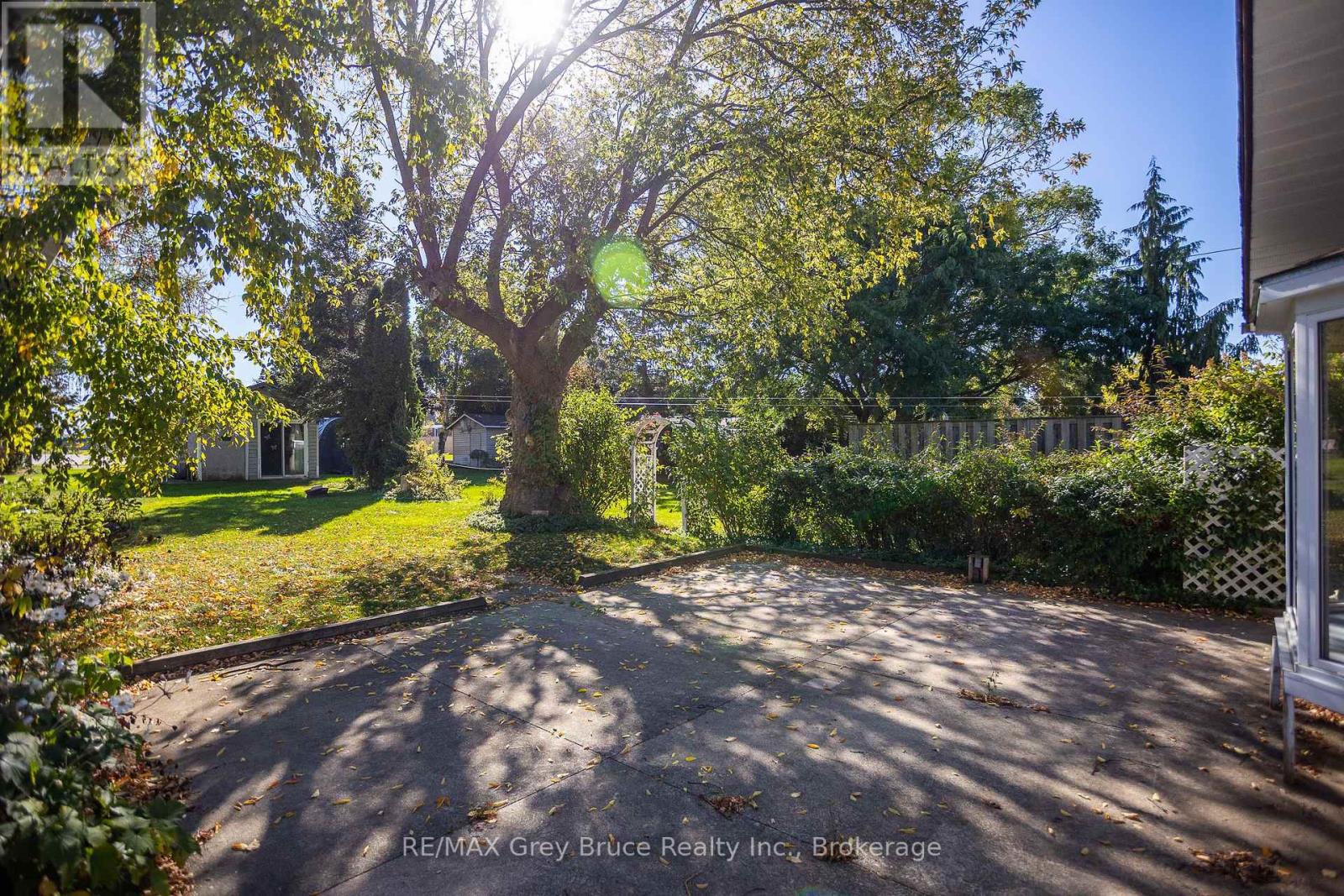 1881 6th Avenue E, Owen Sound, Ontario  N4K 2W1 - Photo 27 - X12444618
