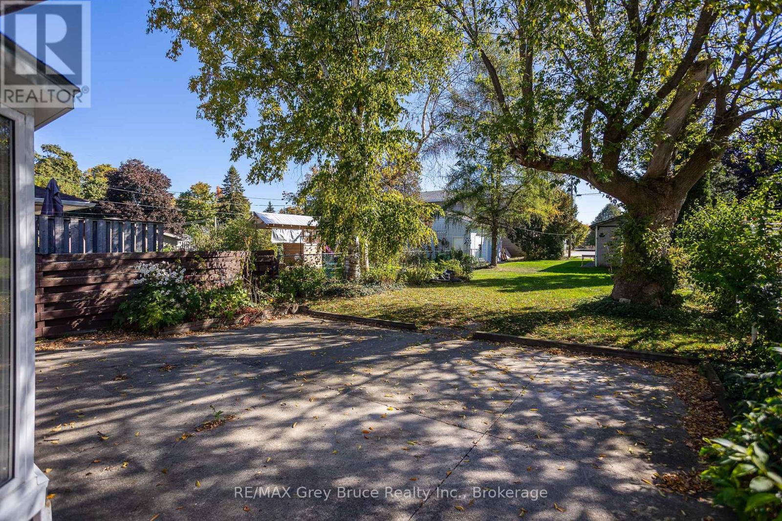 1881 6th Avenue E, Owen Sound, Ontario  N4K 2W1 - Photo 28 - X12444618