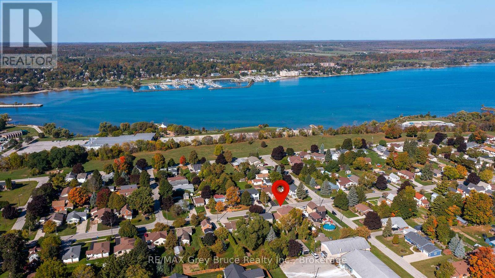 1881 6th Avenue E, Owen Sound, Ontario  N4K 2W1 - Photo 4 - X12444618