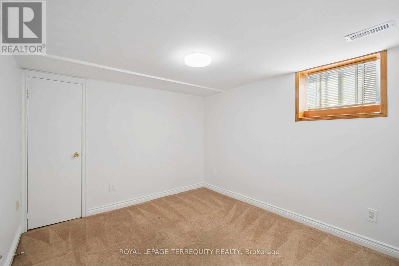 664 Scarlett Avenue, Toronto (Humber Heights), Ontario  M9P 2T1 - Photo 32 - W12444587