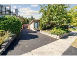 664 SCARLETT AVENUE, Toronto, Ontario